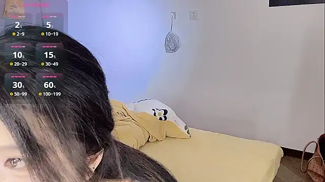 medusanamei online show from 10/18/25, 01:02