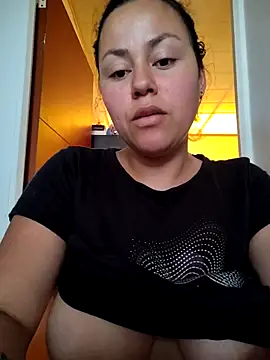 camila-titis online show from 03/15/26, 07:32