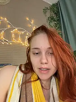 Snapshot of PollyVinice chatting on 05/23/26, 04:17 PollyVinice online show from 05/23/26, 04:17