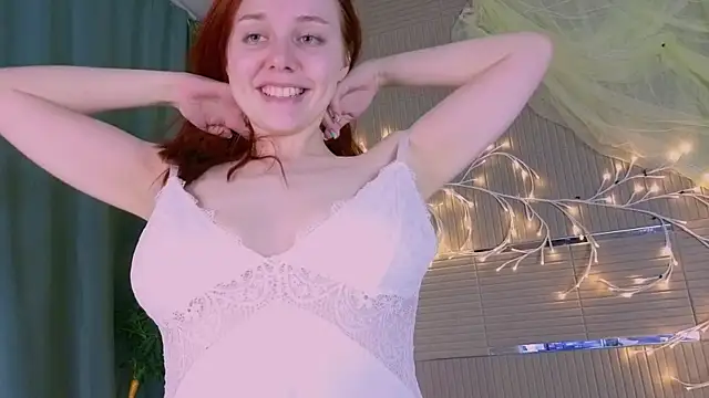 Snapshot of PollyVinice chatting on 04/30/26, 08:57 PollyVinice online show from 04/30/26, 08:57