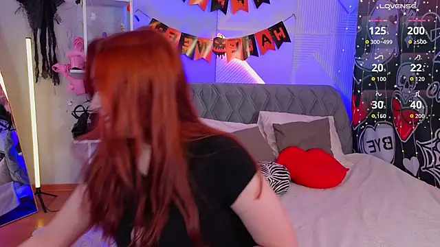 PollyVinice online show from 10/22/25, 12:04