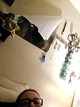 Snapshot of Yamiko42 chatting on 02/28/26, 04:01 Yamiko42 online show from 02/28/26, 04:01