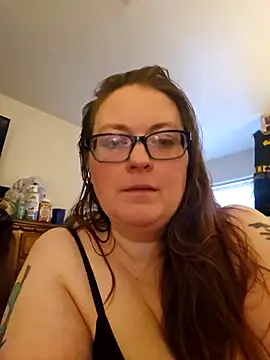 Snapshot of Yamiko42 chatting on 03/08/26, 05:49 Yamiko42 online show from 03/08/26, 05:49