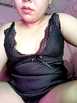 Snapshot of sosobibi chatting on 09/13/25, 10:32 sosobibi online show from 09/13/25, 10:32