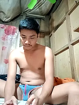 Snapshot of Hottie_pinoy21 chatting on 09/16/25, 06:09 Hottie pinoy21 online show from 09/16/25, 06:09