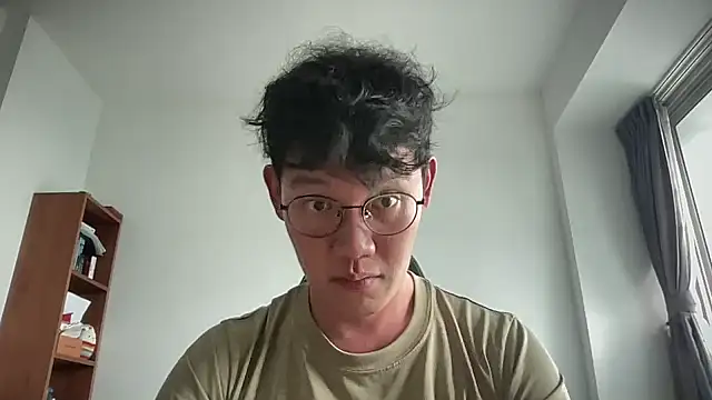 Passionatetwink2 online show from 09/10/25, 08:24