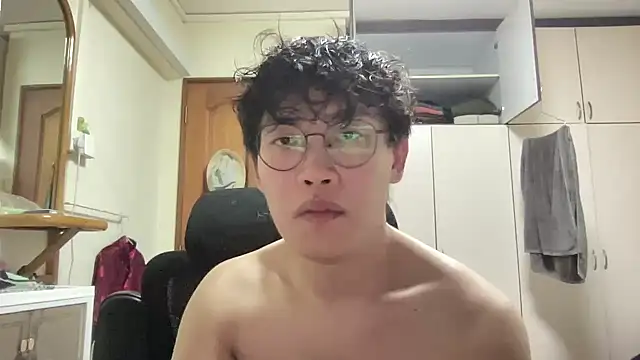 Passionatetwink2 online show from 02/25/26, 11:32