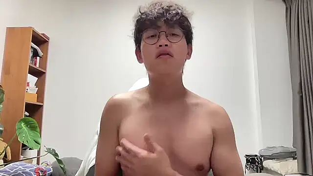 Passionatetwink2 online show from 10/28/25, 11:09