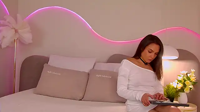 NicolSpace online show from 09/30/25, 03:56