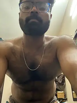 DJLOVE280825 online show from 10/10/25, 10:43