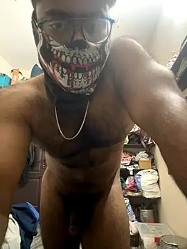 DJLOVE280825 online show from 12/18/25, 11:30