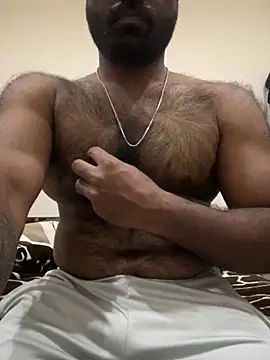 DJLOVE280825 online show from 03/08/26, 12:19