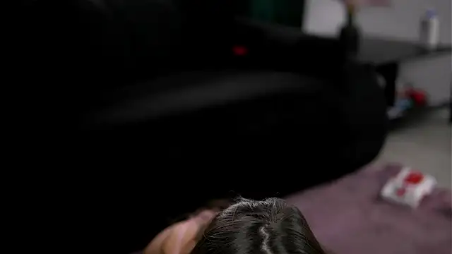 Snapshot of DeborahLowe chatting on 02/24/26, 10:49 DeborahLowe online show from 02/24/26, 10:49