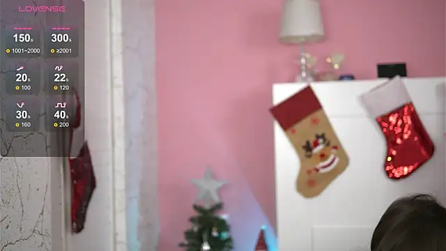 Snapshot of DeborahLowe chatting on 12/22/25, 10:04 DeborahLowe online show from 12/22/25, 10:04