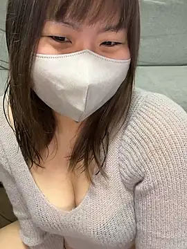 xxx yuna xxx online show from 11/11/25, 08:36