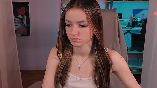 E l i z e  online show from 03/27/26, 05:05