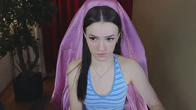 E l i z e  online show from 11/15/25, 05:11