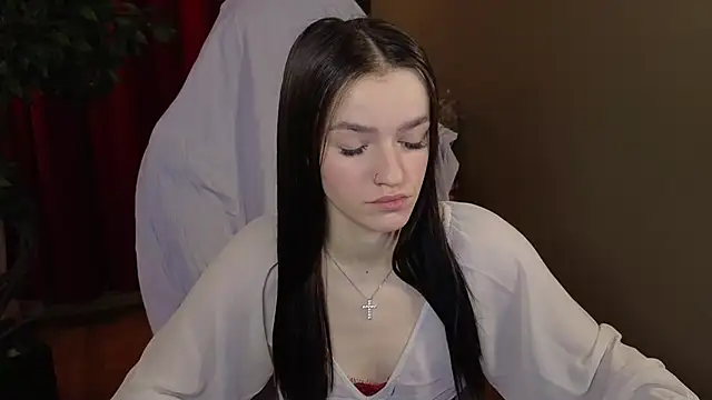 E l i z e  online show from 12/05/25, 05:28