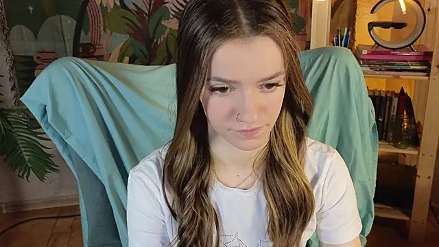 E l i z e  online show from 04/08/26, 05:42