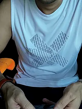 chocolate alone online show from 10/14/25, 07:09