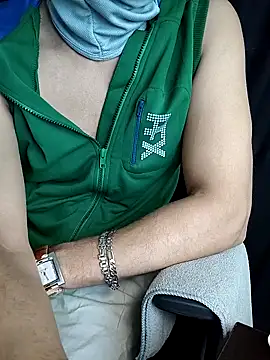 chocolate alone online show from 09/30/25, 06:19