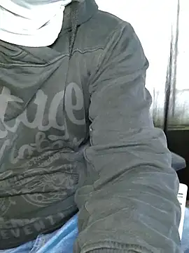 chocolate alone online show from 09/22/25, 05:57