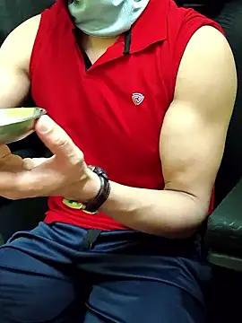 chocolate alone online show from 11/19/25, 08:36