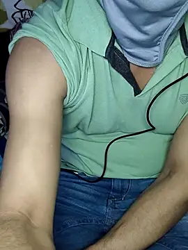 chocolate alone online show from 09/23/25, 07:10