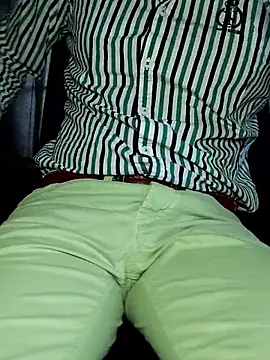 chocolate alone online show from 09/24/25, 07:59