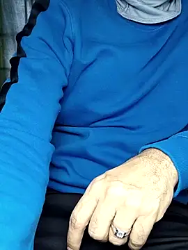 chocolate alone online show from 09/23/25, 07:04