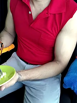 chocolate alone online show from 10/16/25, 06:43