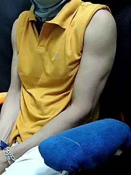 chocolate alone online show from 11/02/25, 06:29