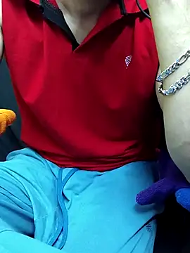 chocolate alone online show from 10/26/25, 07:47