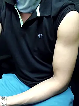 chocolate alone online show from 11/07/25, 07:35