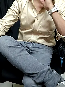 chocolate alone online show from 07/04/26, 06:42