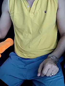 chocolate alone online show from 10/19/25, 07:11