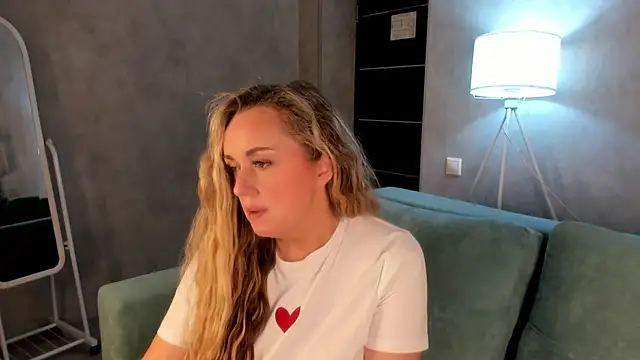 Sky Kuper online show from 12/21/25, 12:02