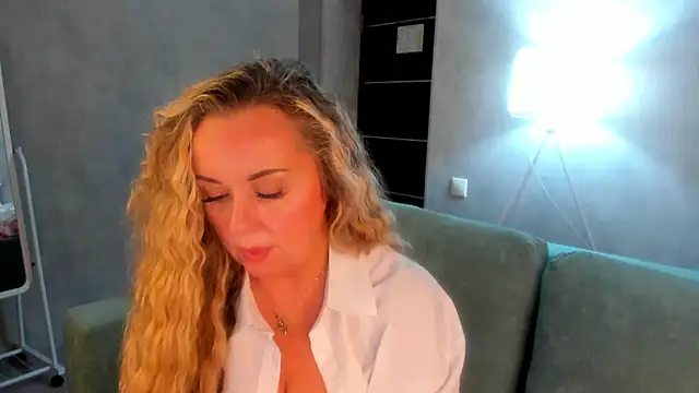 Sky Kuper online show from 12/04/25, 11:04