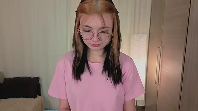 Susan Gardner online show from 11/30/25, 07:09