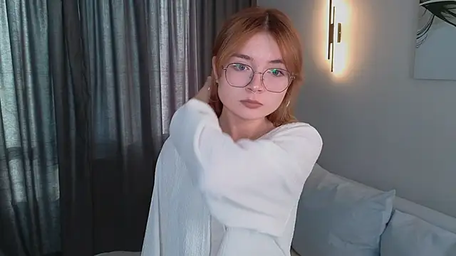 Susan Gardner online show from 09/23/25, 01:29