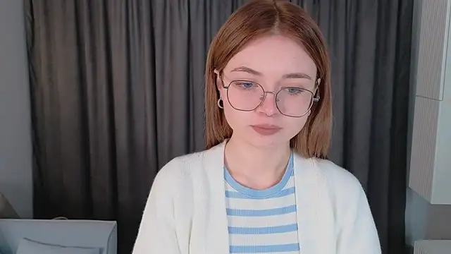 Susan Gardner online show from 10/03/25, 02:18