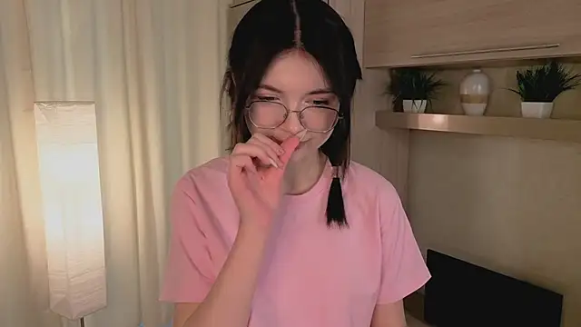 Susan Gardner online show from 11/21/25, 06:12