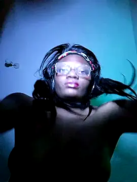 SexyGemBeautyX online show from 11/23/25, 08:19