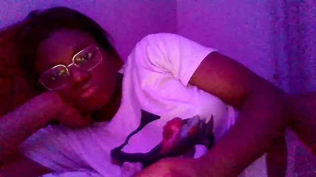 SexyGemBeautyX online show from 12/05/25, 08:39