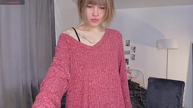 KikiMoor online show from 06/06/26, 01:55