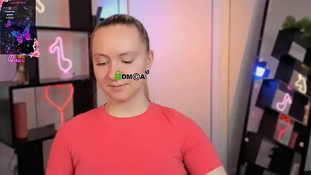 mila glow1 online show from 03/04/26, 12:46