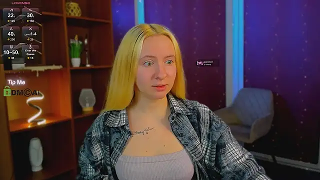 mila glow1 online show from 03/28/26, 07:37