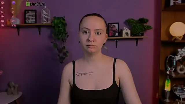 mila glow1 online show from 04/07/26, 11:45