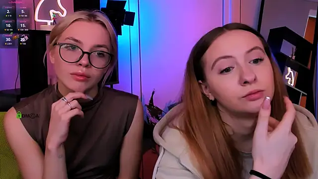 mila glow1 online show from 11/18/25, 12:19