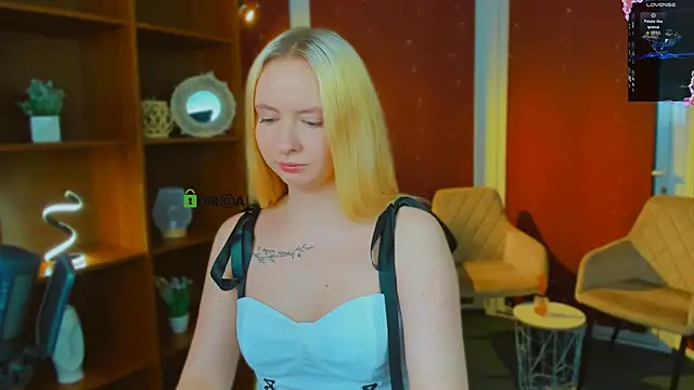 mila glow1 online show from 03/11/26, 01:05